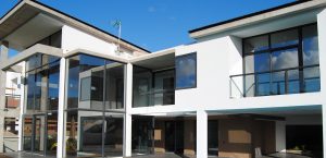Ventanas y puertas de PVC en Almería - Ventana Pivotante - Kommerling