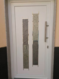 puerta de entrada pvc